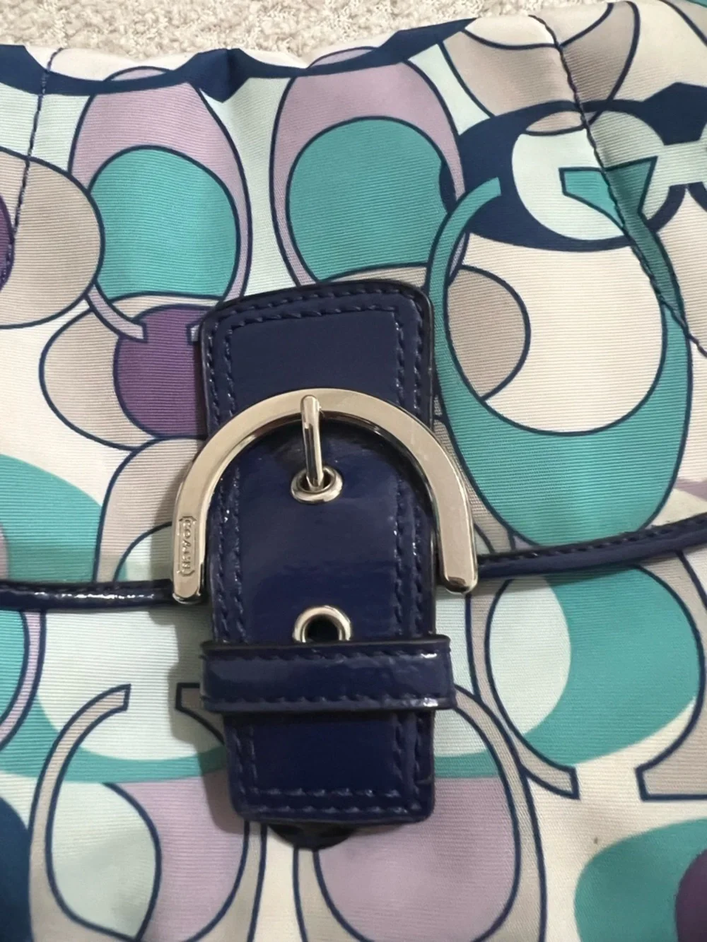 Vintage Y2K Coach Soho 